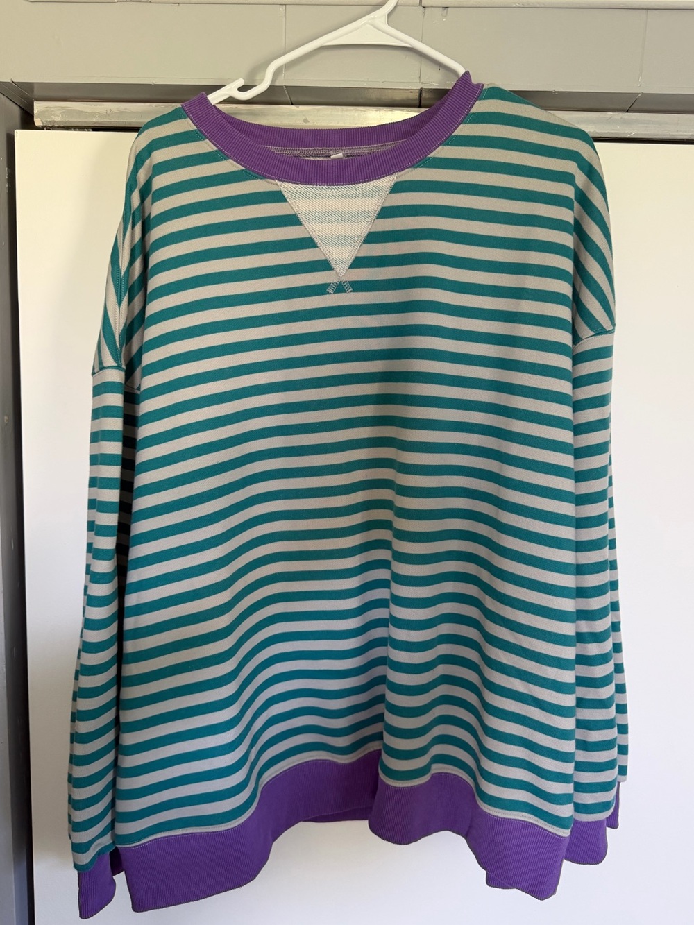 Stripped Crew Neck